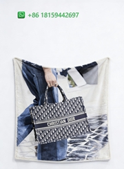 Dior Throw Blankets